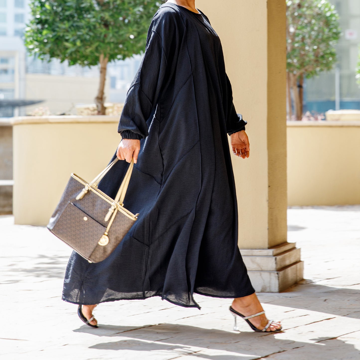 Open Abaya